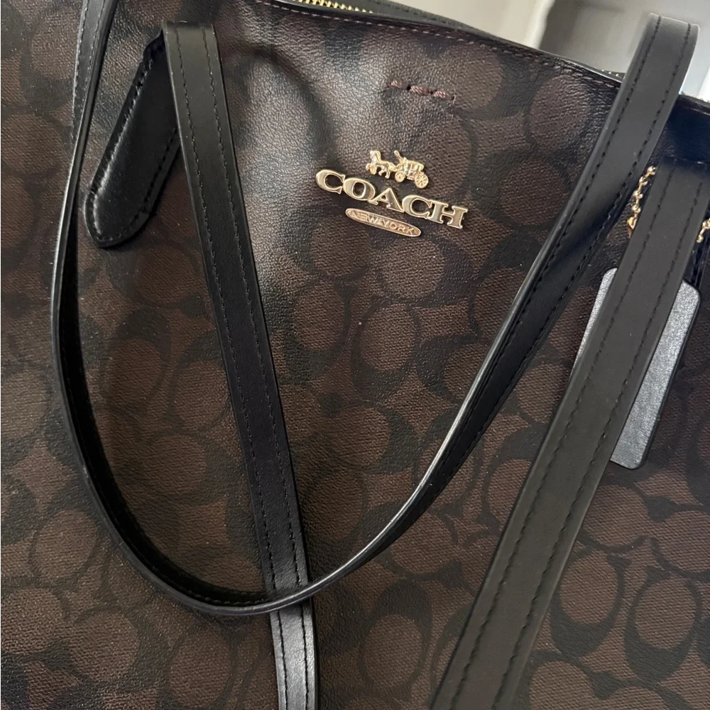 Coach Signature Black and Brown Tote - Picture 2 of 8